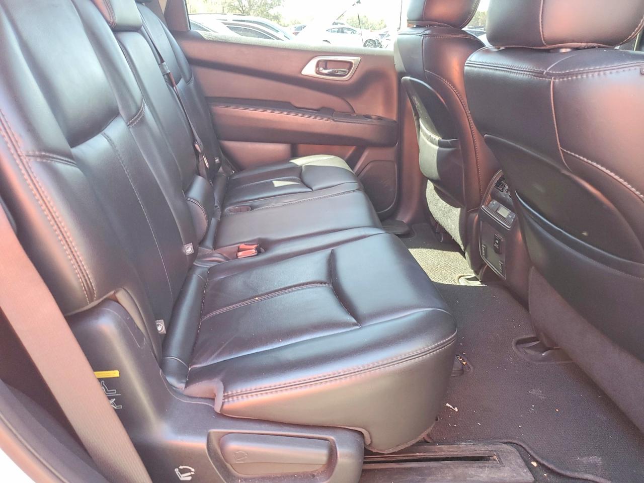 Nissan Pathfinder Sl