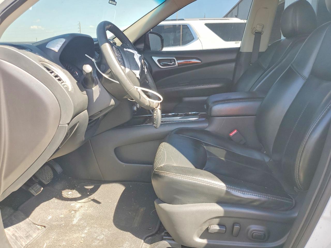 Nissan Pathfinder Sl