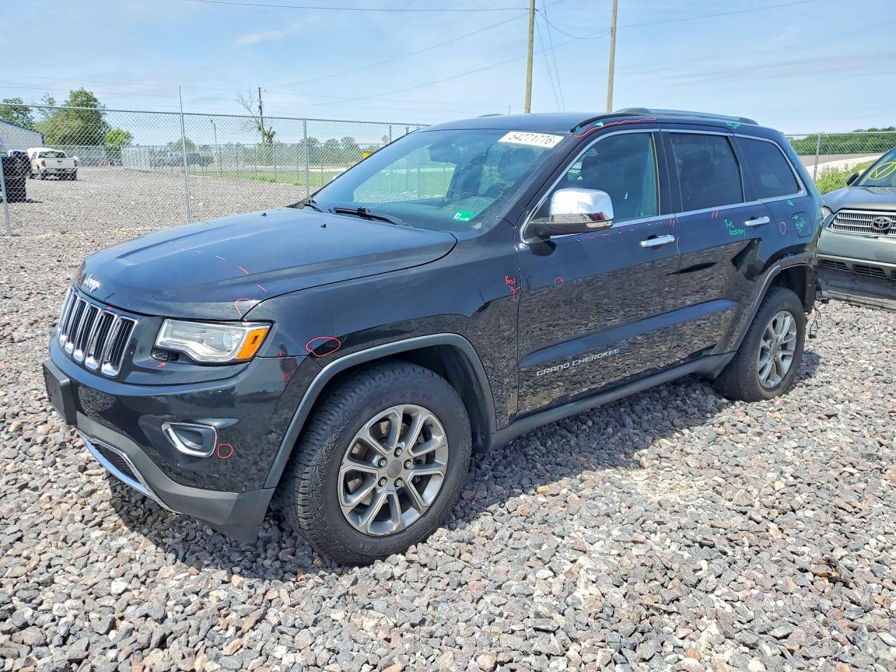 Salvage Jeep Grand Cherokee Image