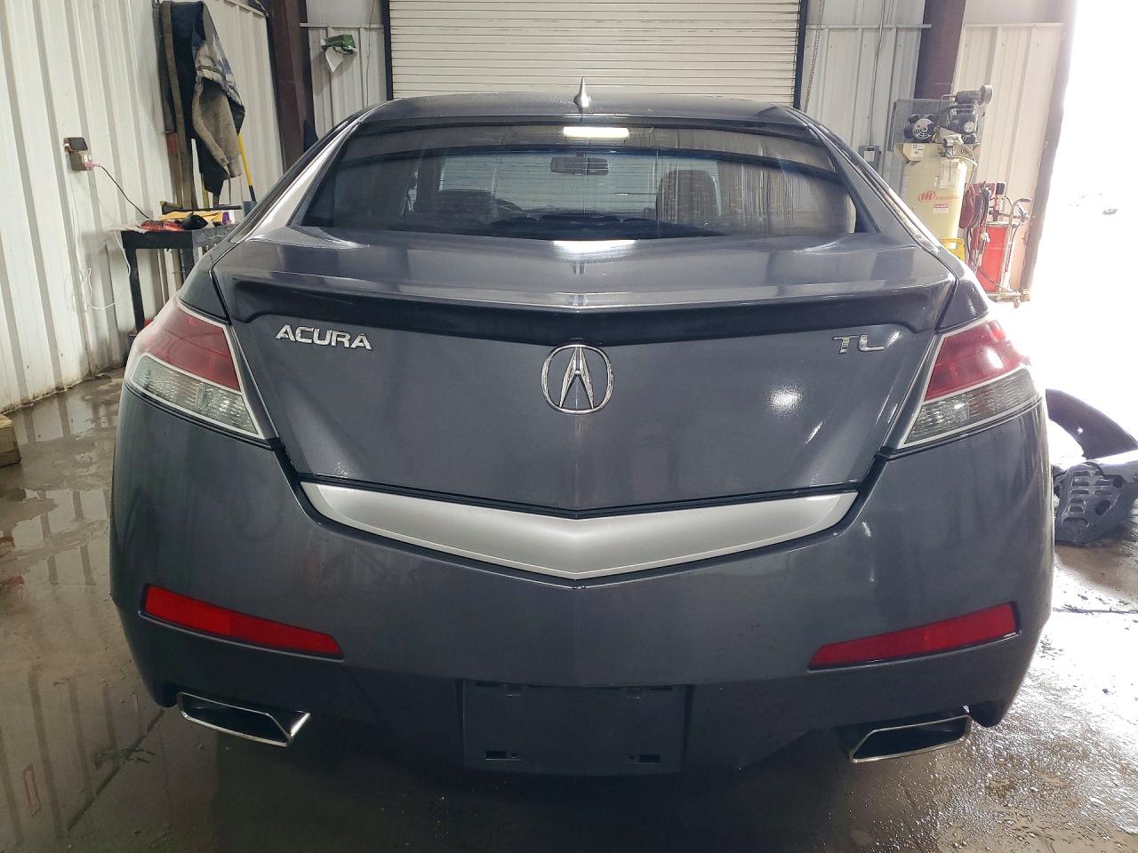 Acura TL
