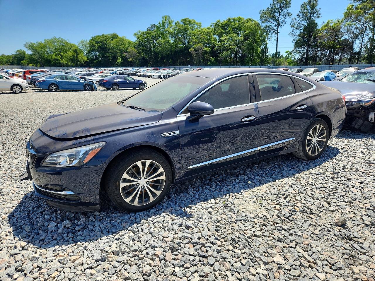 Salvage Buick LaCrosse Image