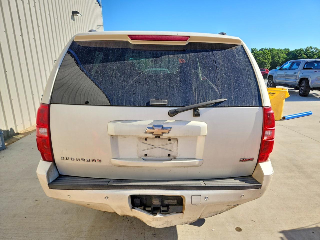 Chevrolet Suburban C1500 Ls