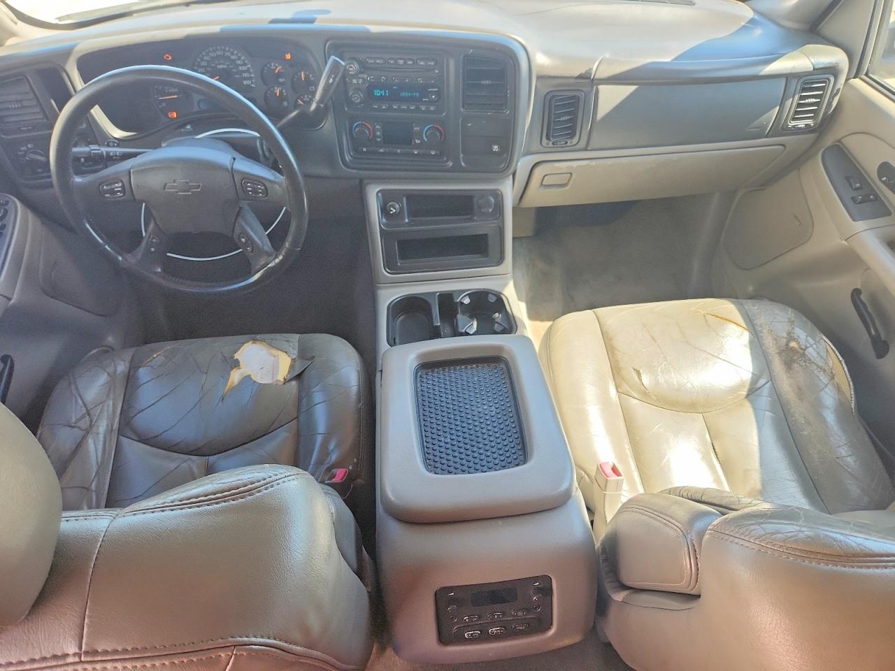 Chevrolet Suburban C1500