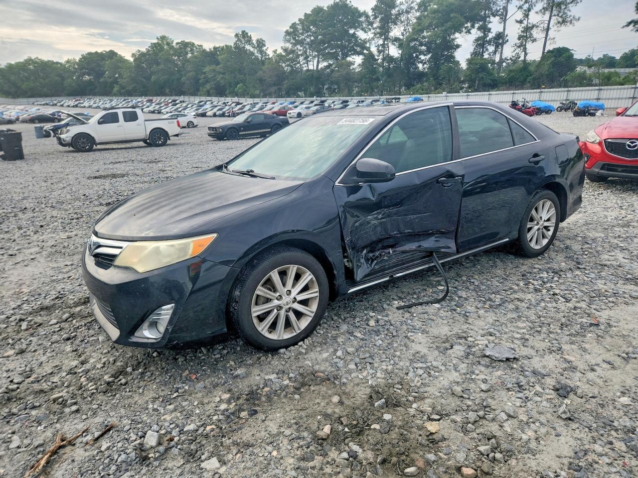 Salvage Toyota Camry Image
