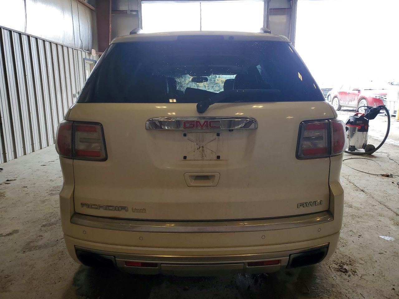 GMC Acadia Denali