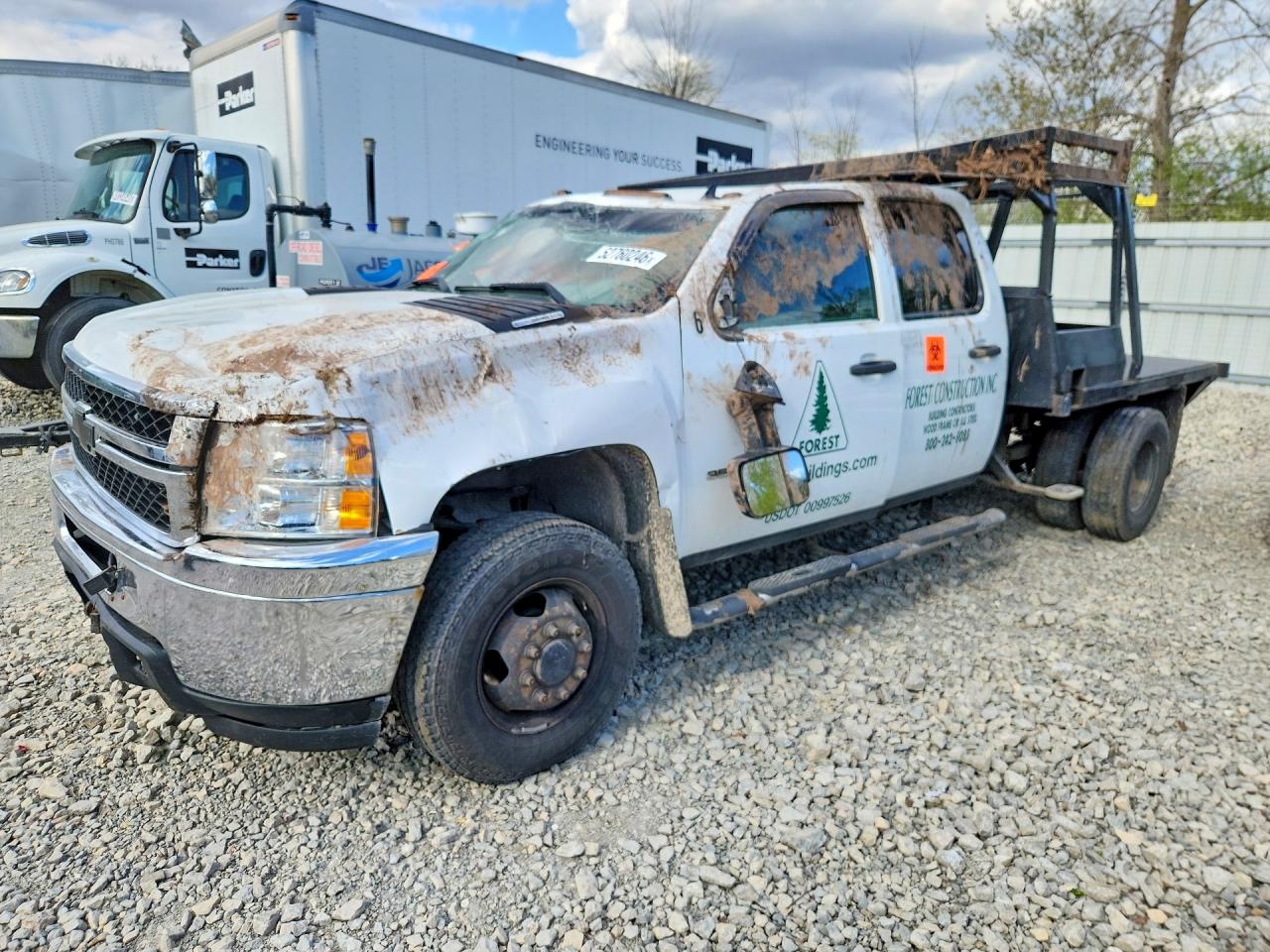 Salvage Chevrolet Silverado Image