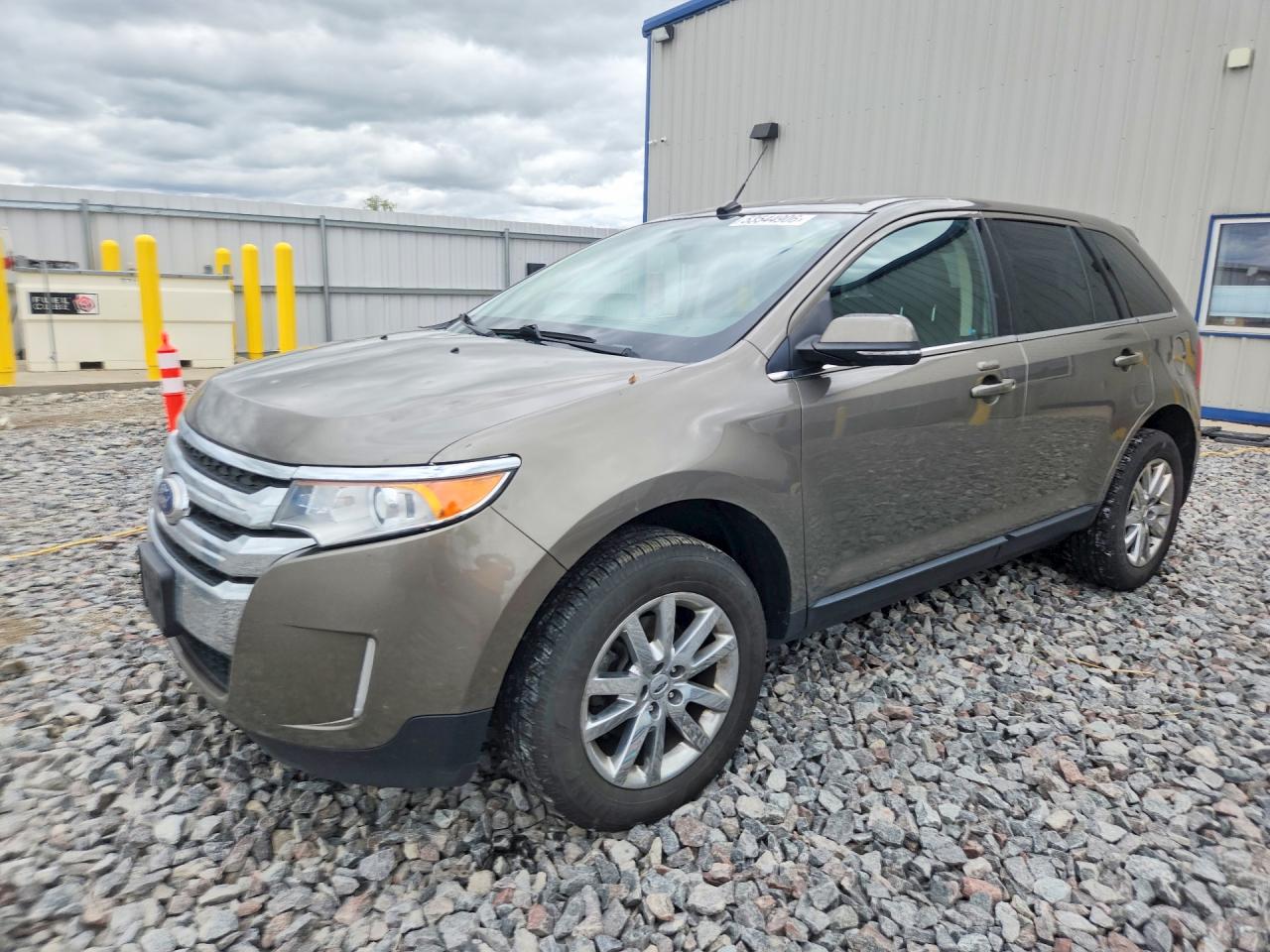 Salvage Ford Edge Image