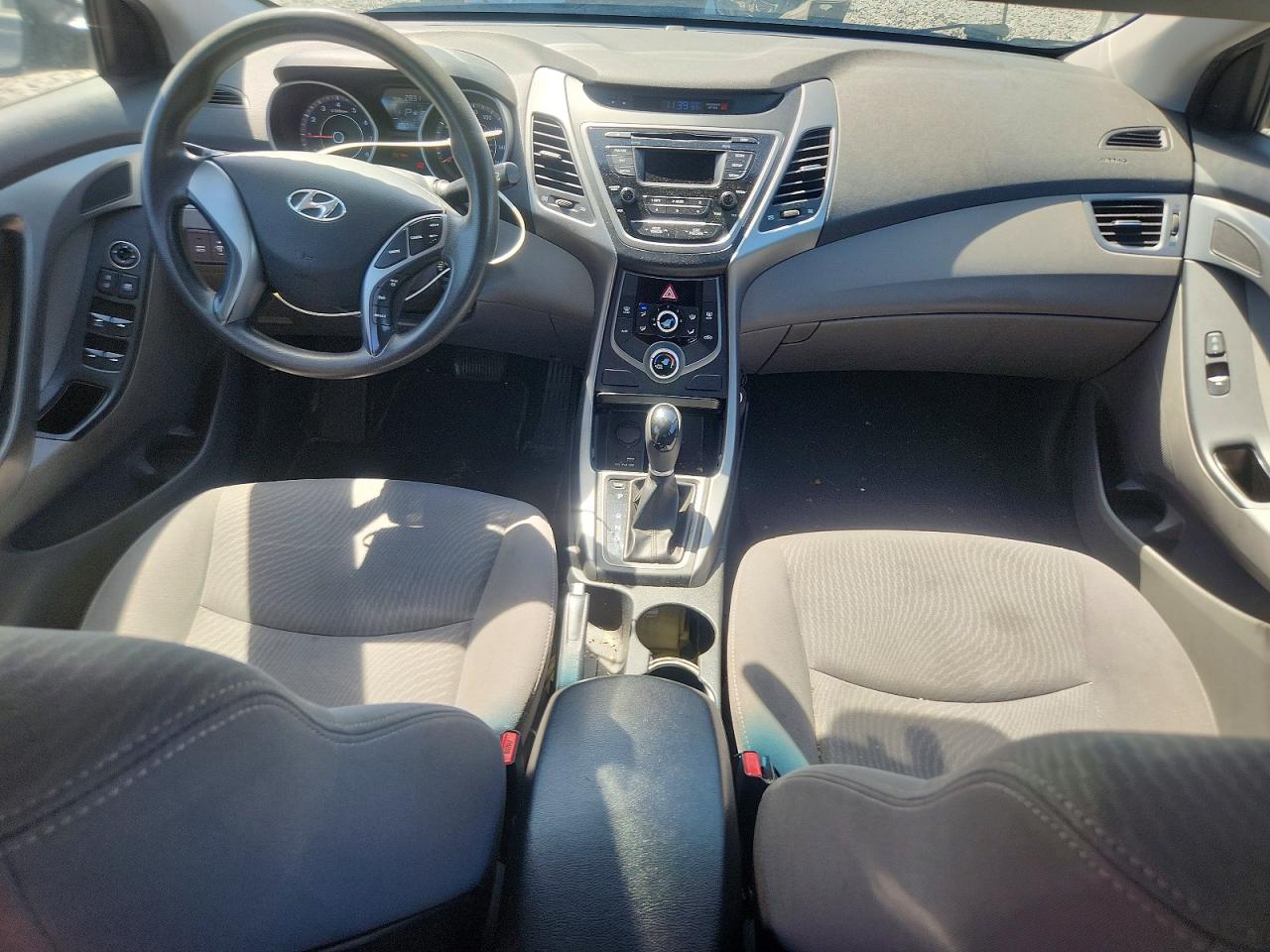Hyundai ELANTRA Se