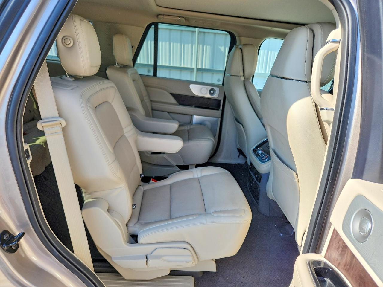 Lincoln Navigator Reserve