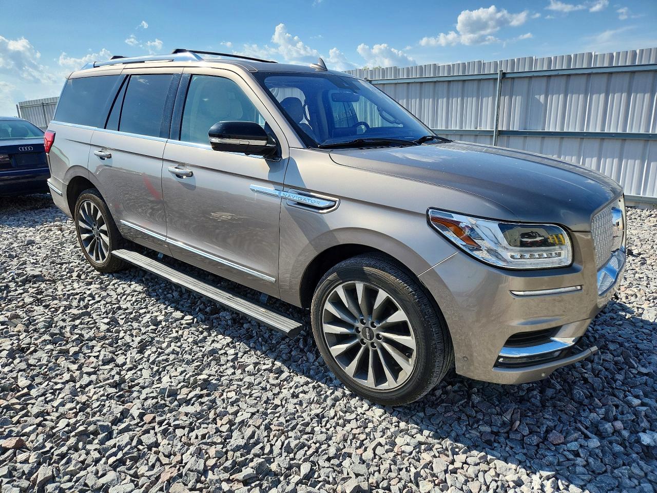 Lincoln Navigator Reserve