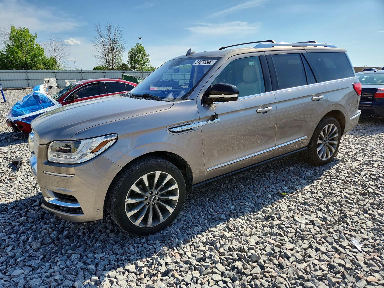 Salvage Lincoln Navigator Image