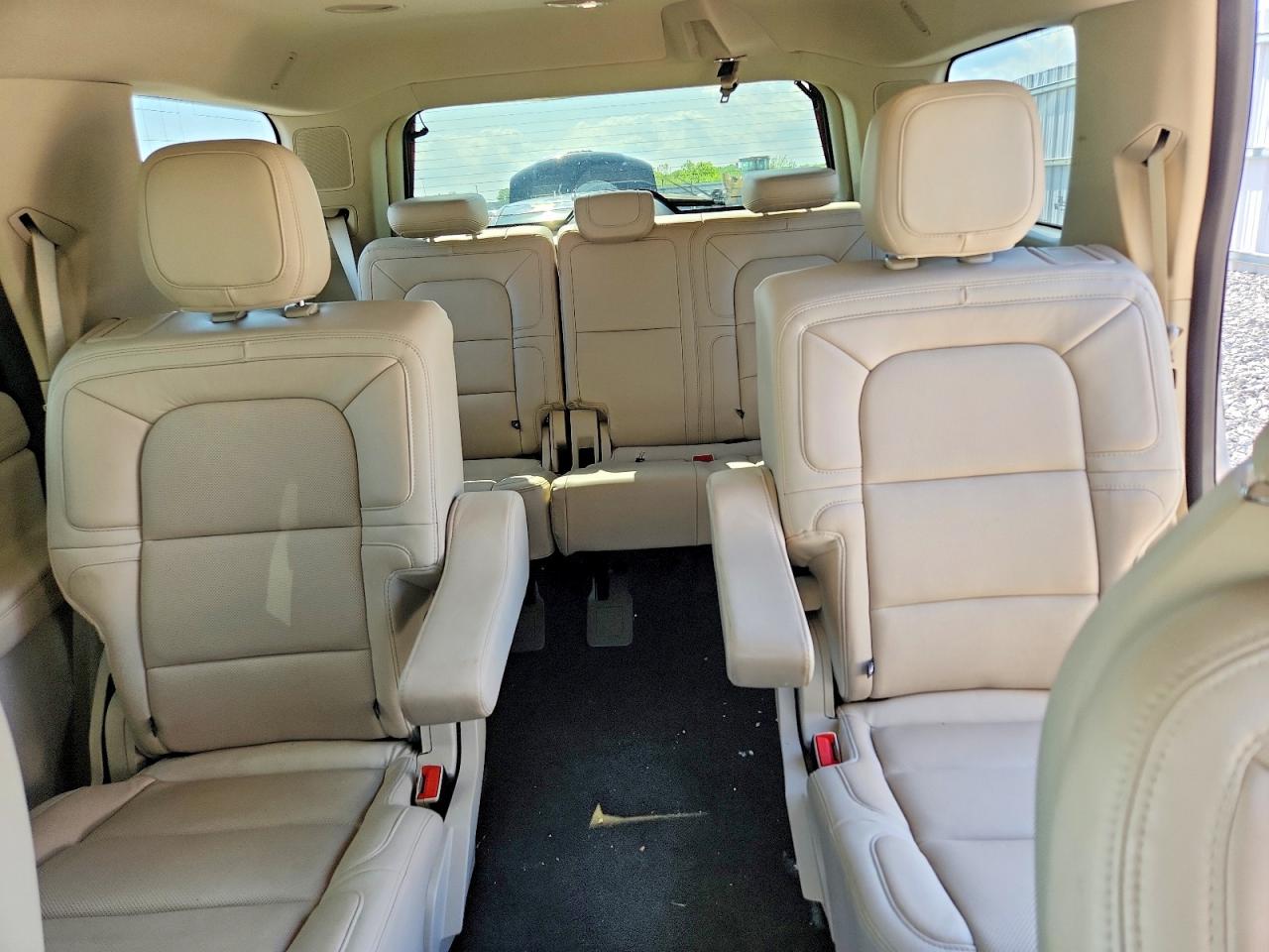 Lincoln Navigator Reserve