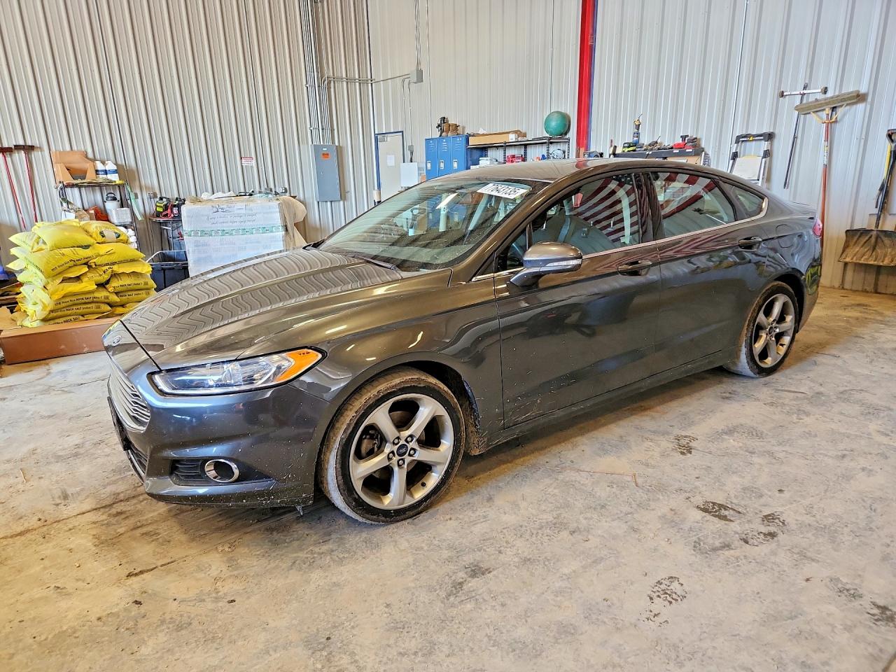 Salvage Ford Fusion Image