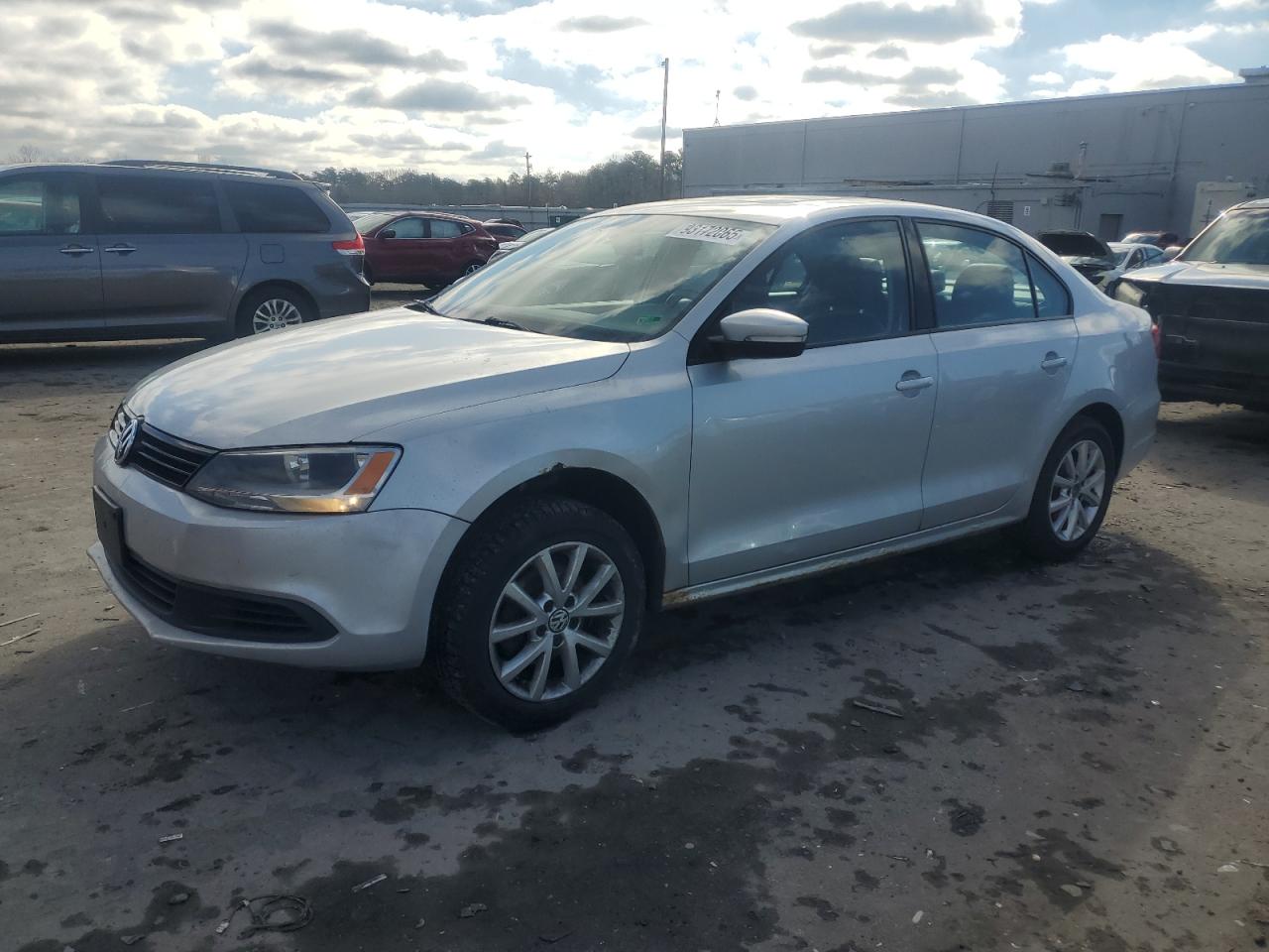 Salvage Volkswagen Jetta Image