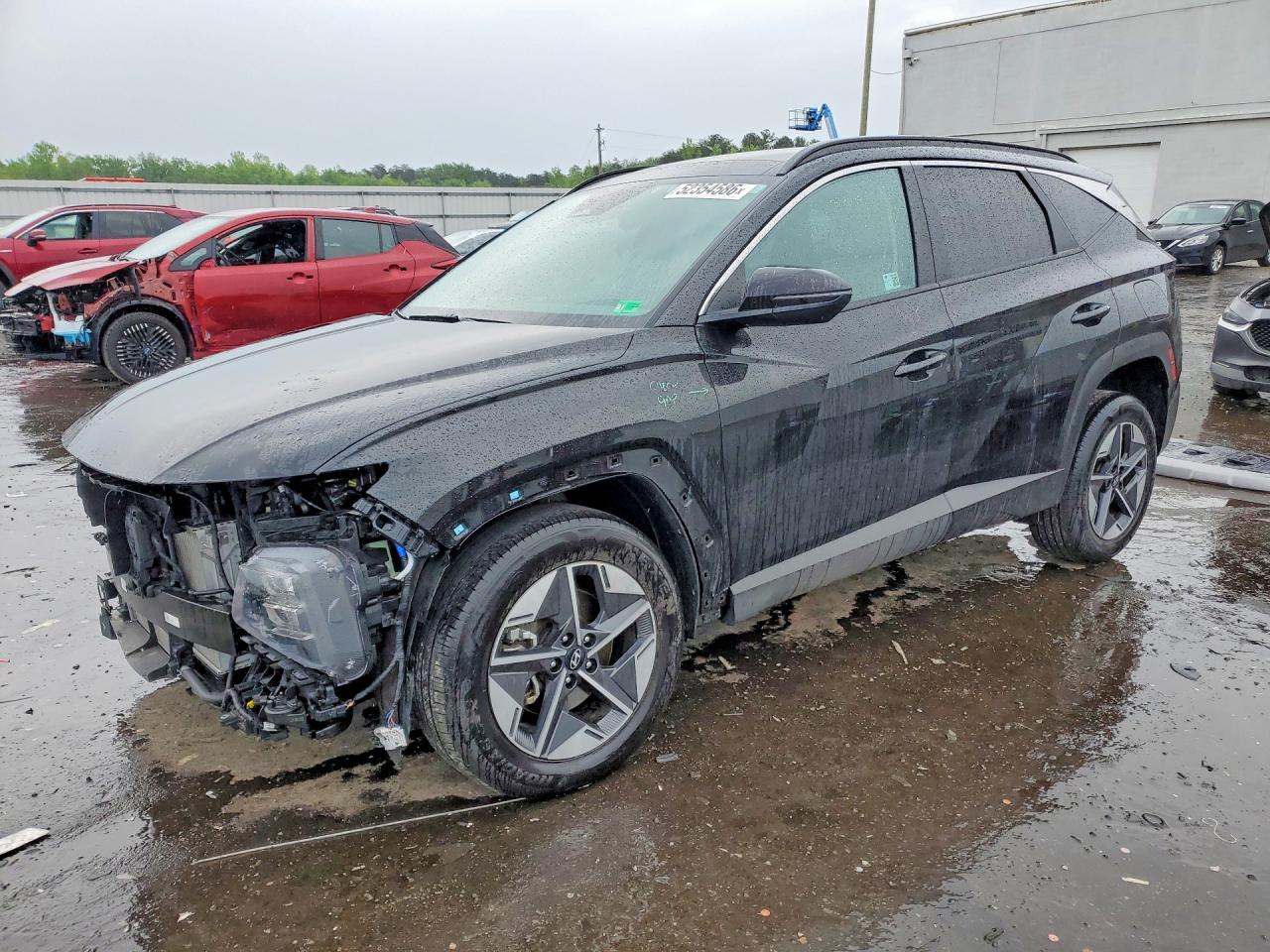 Salvage Hyundai TUCSON Image