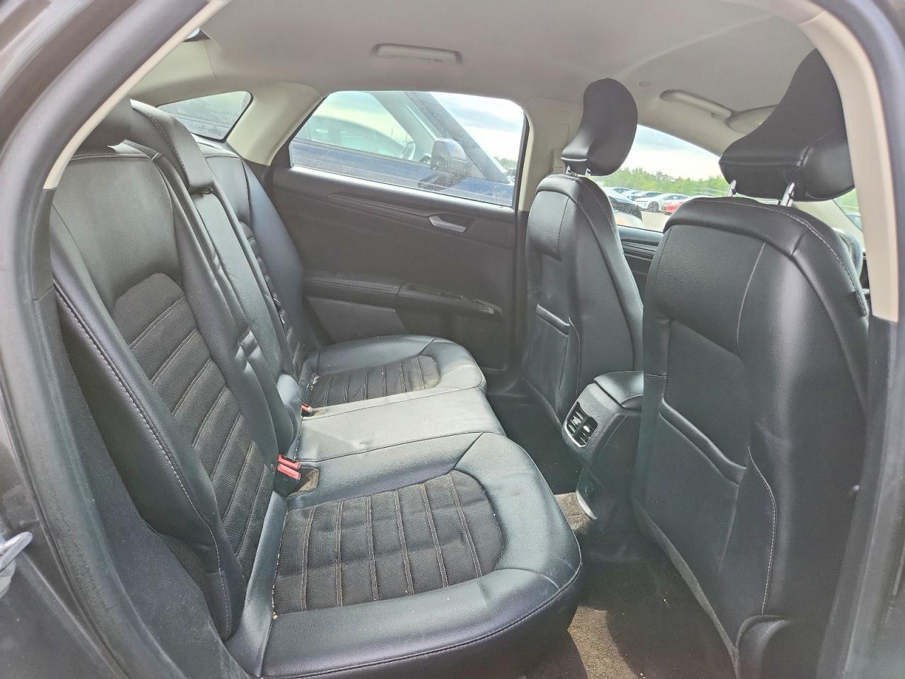Ford Fusion Se Hybrid