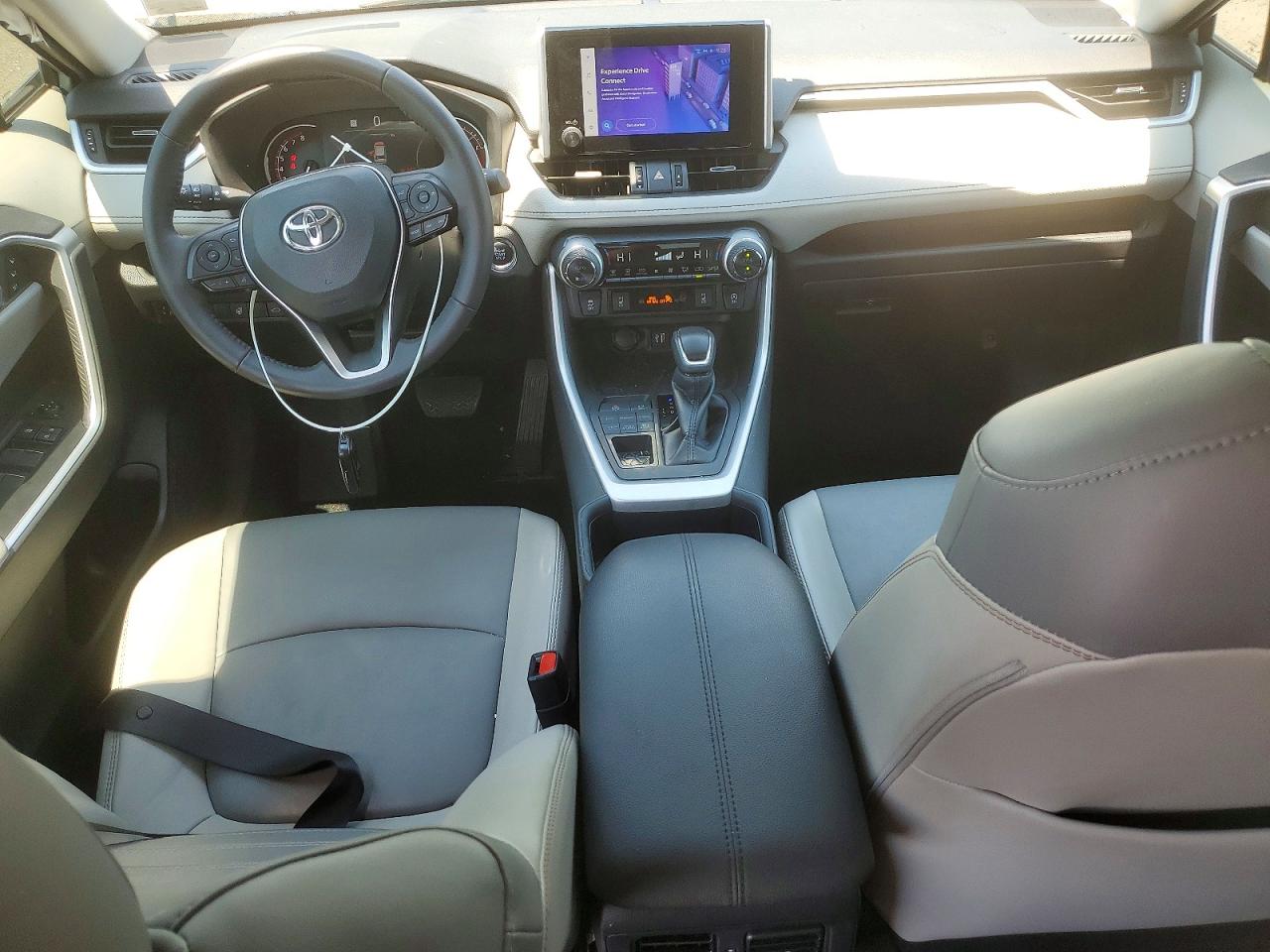 Toyota RAV4 Xle Premium