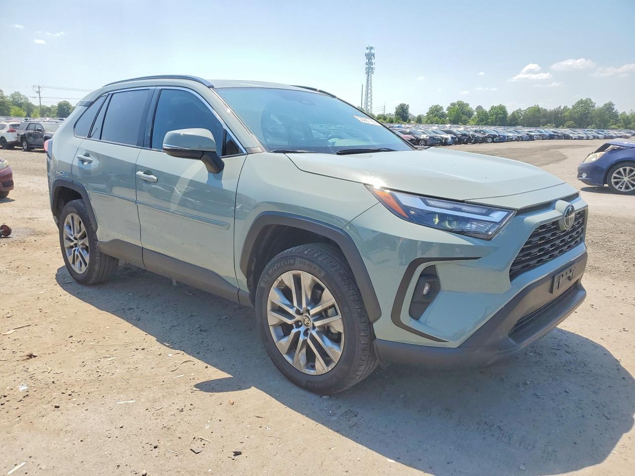 Toyota RAV4 Xle Premium