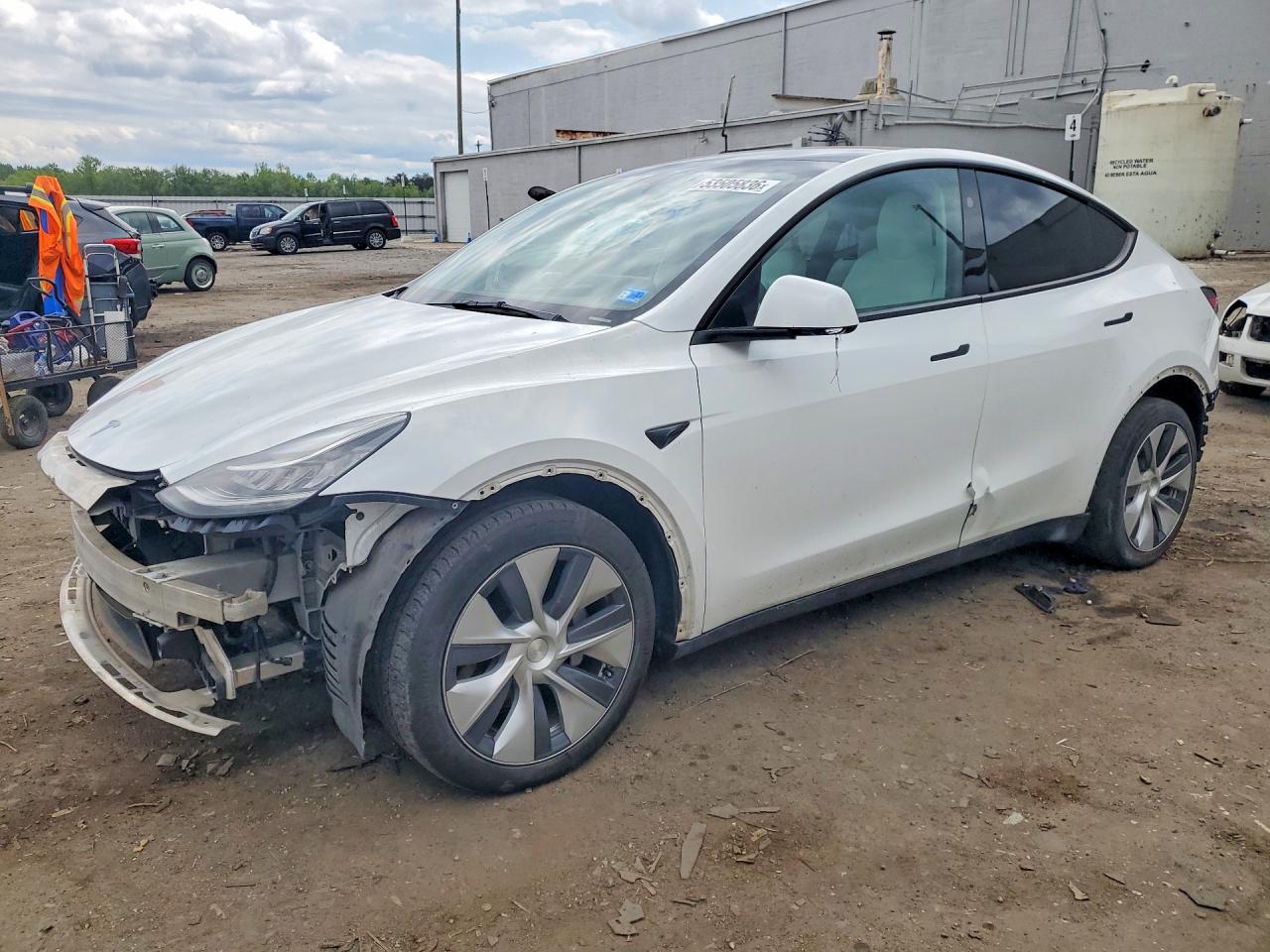 Salvage Tesla Model Y Image