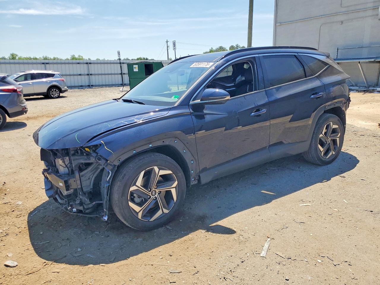 Salvage Hyundai TUCSON Image