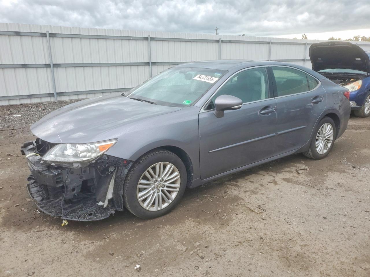 Salvage Lexus Es Image
