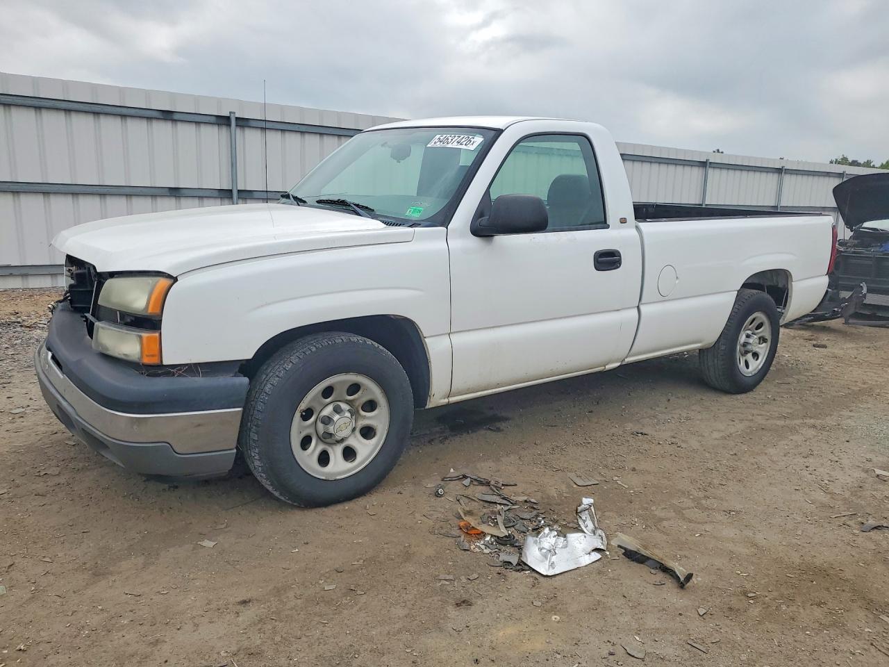 Salvage Chevrolet Silverado Image