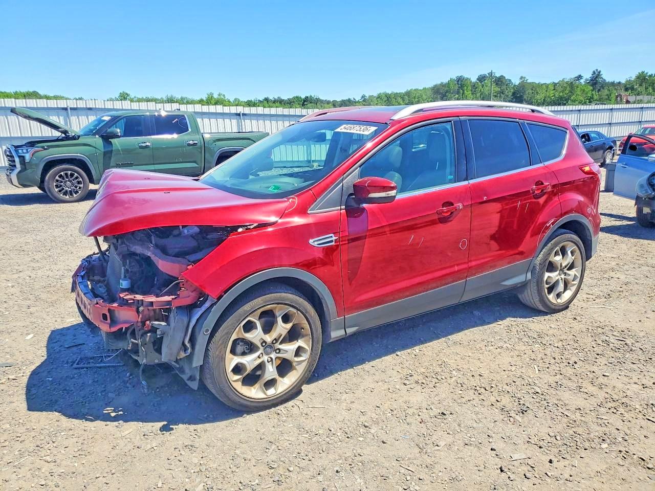 Salvage Ford Escape Image
