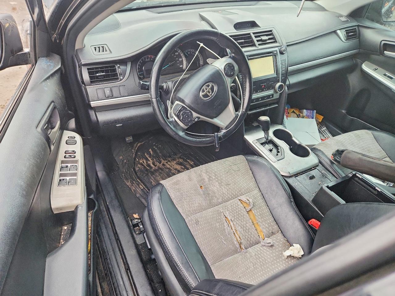 Toyota Camry Se V6