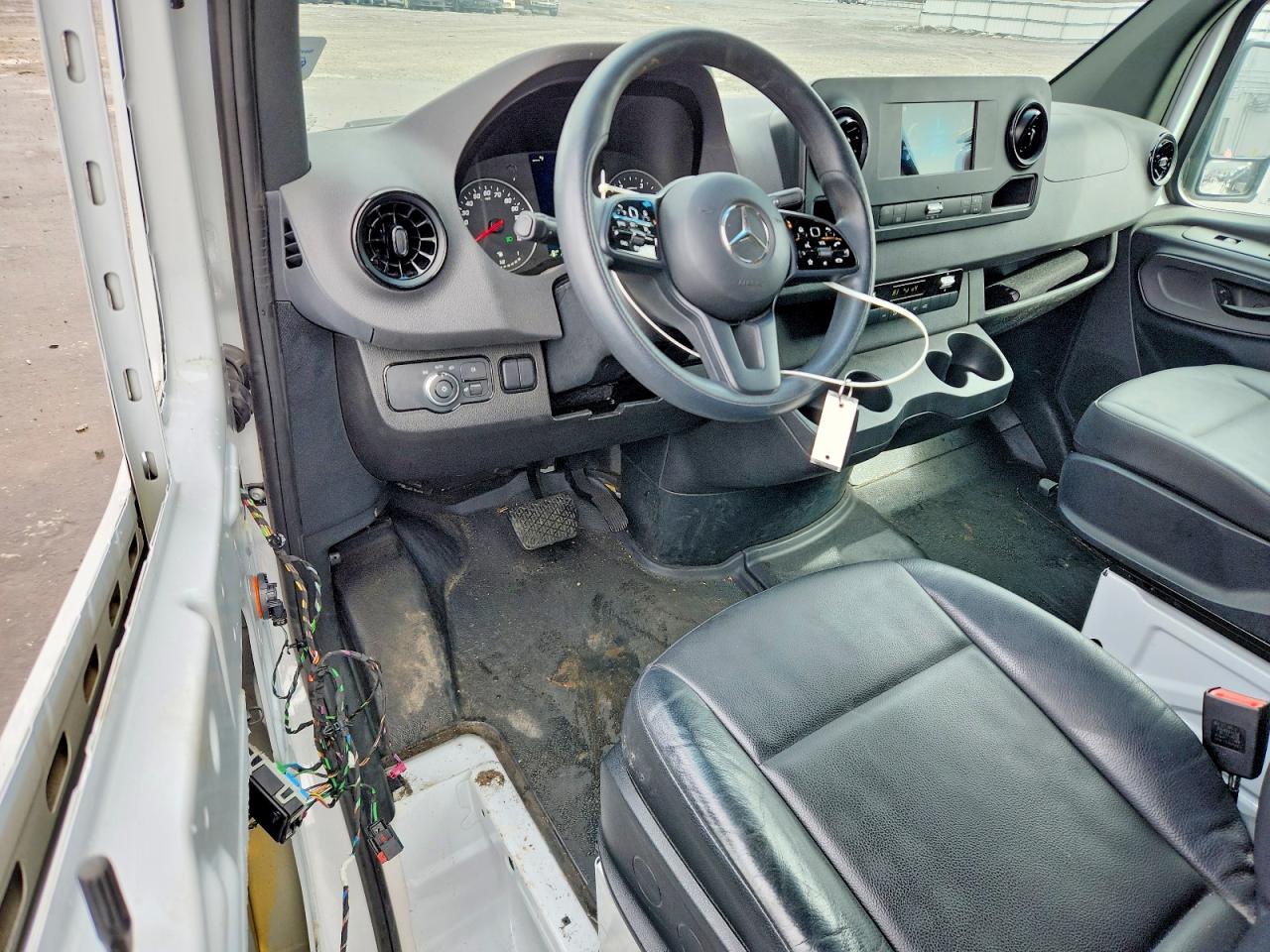 Mercedes-Benz Sprinter 2500