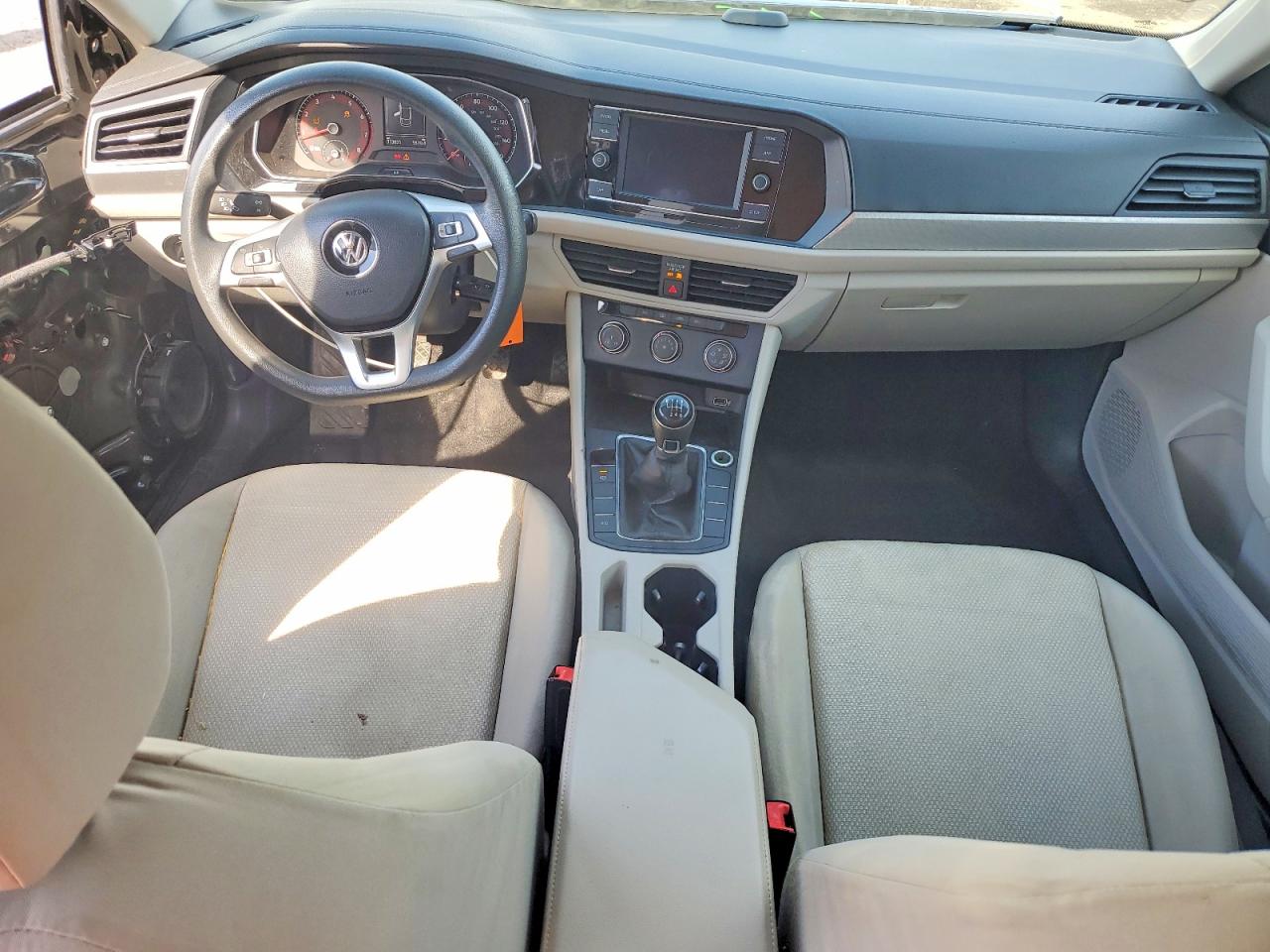 Volkswagen Jetta S