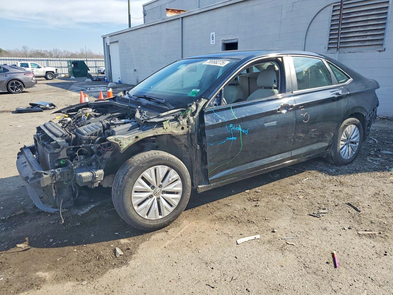Salvage Volkswagen Jetta Image
