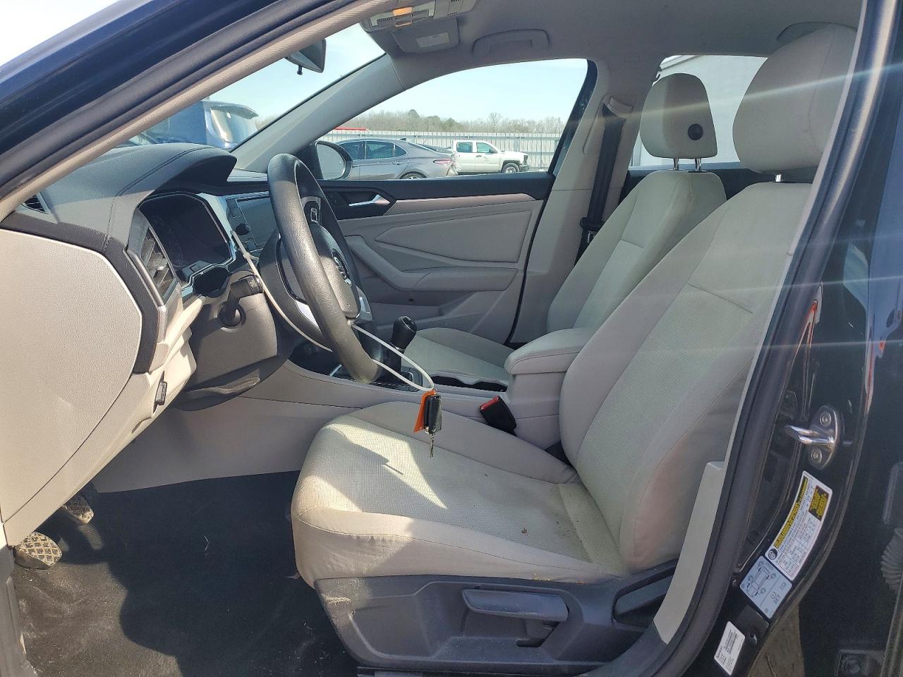 Volkswagen Jetta S