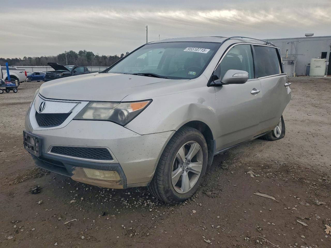 Salvage Acura MDX Image