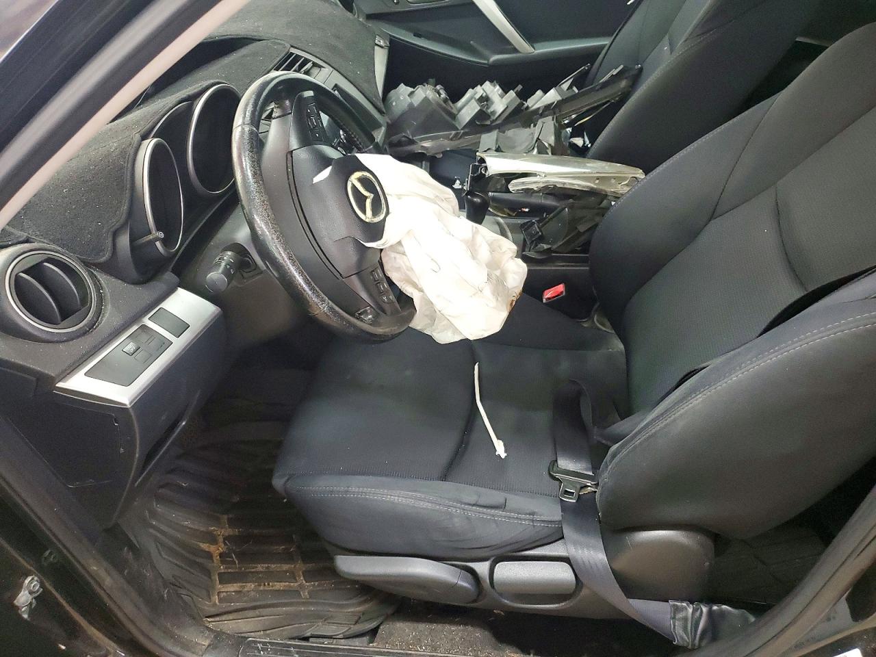 Mazda Mazda3 S