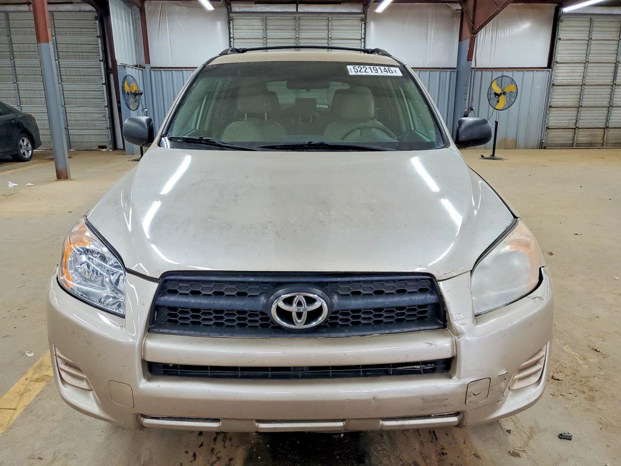 Toyota RAV4 Base