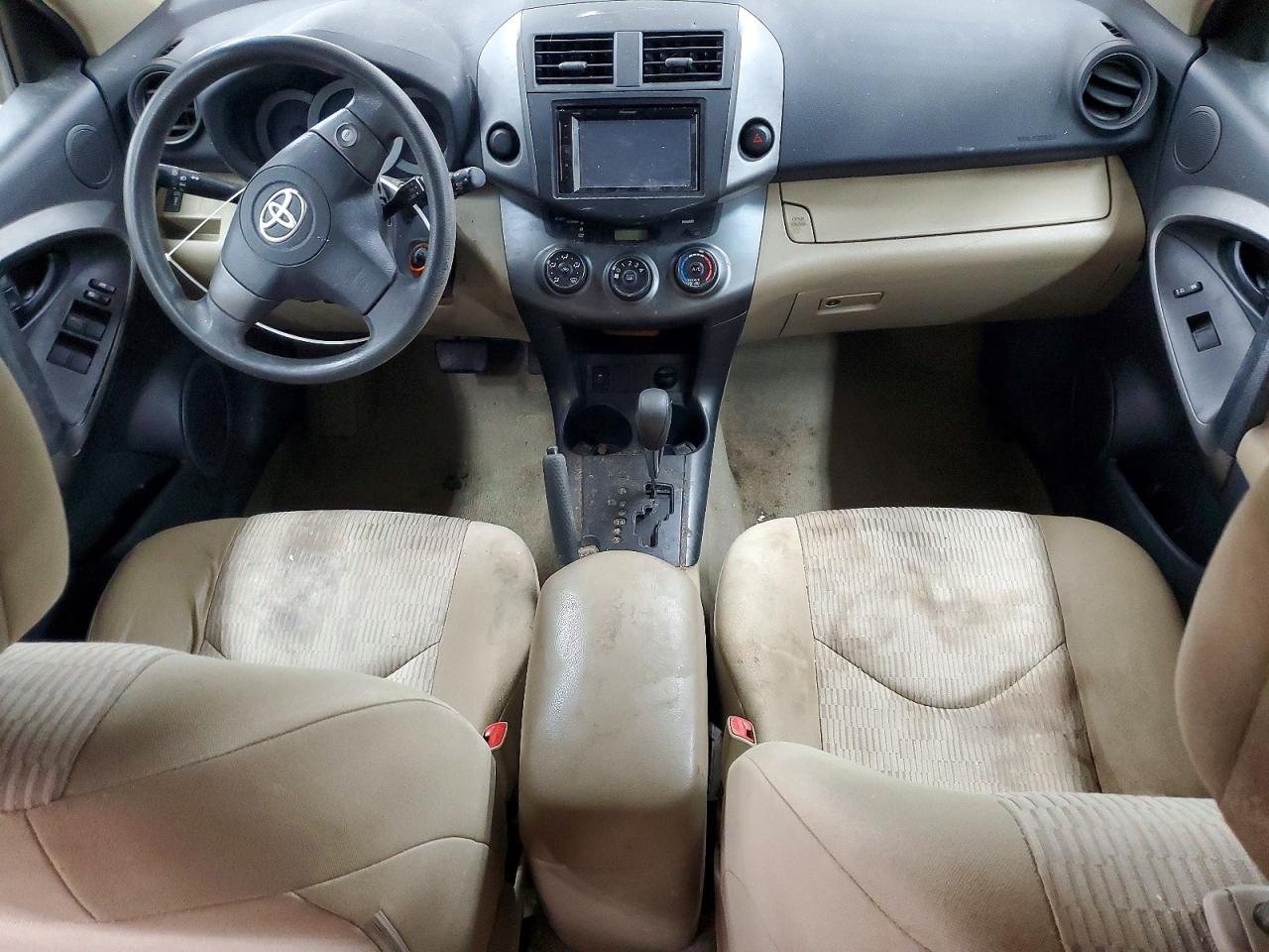 Toyota RAV4 Base