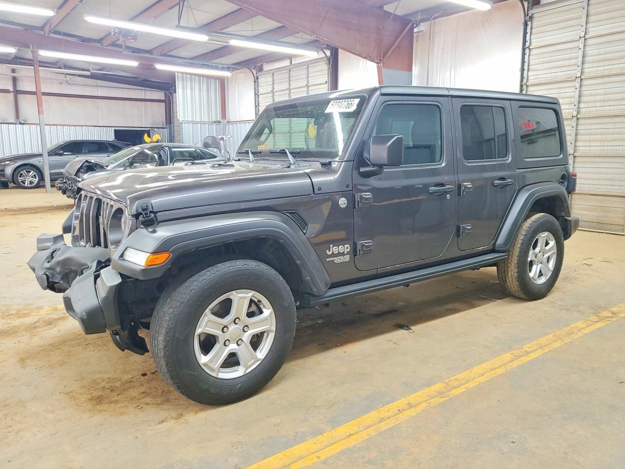 Salvage Jeep Wrangler Image