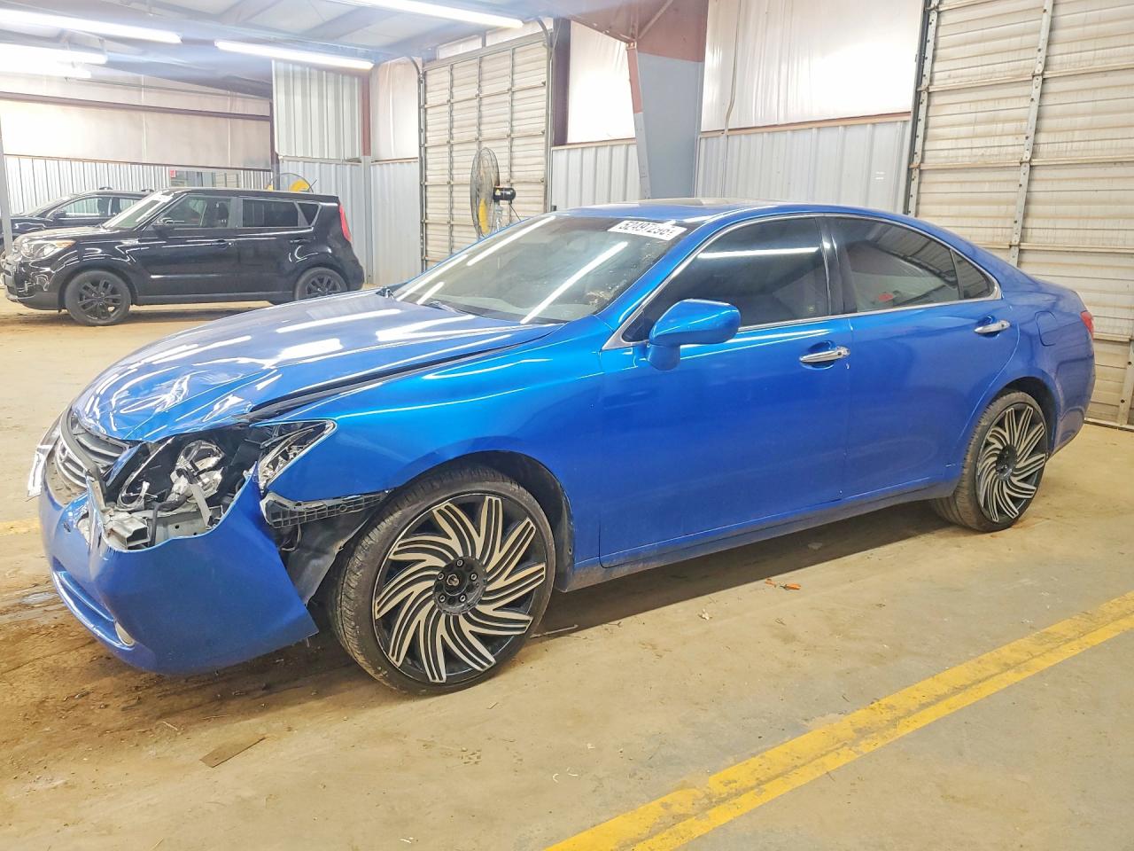 Salvage Lexus Es Image
