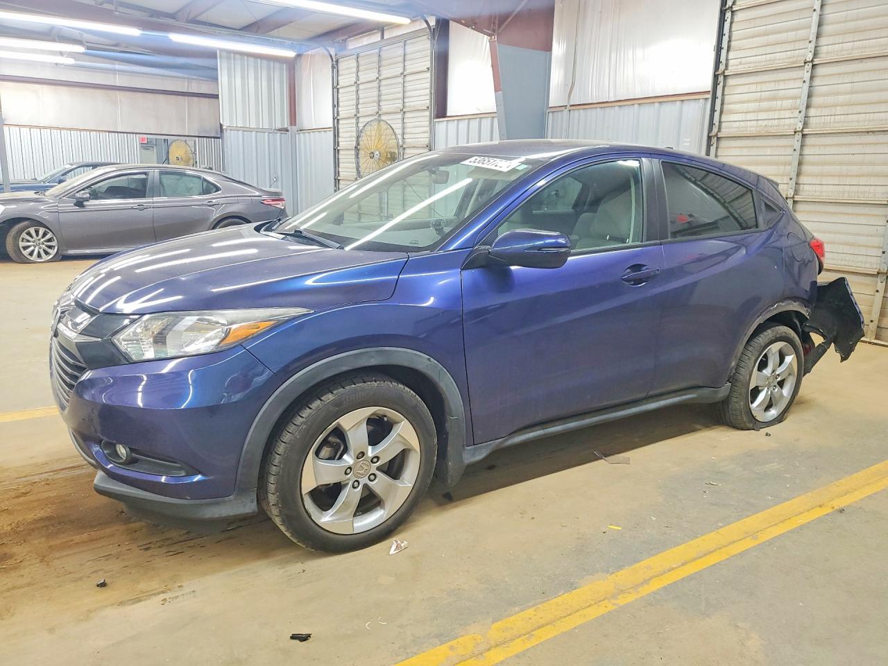 Salvage Honda HR-V Image