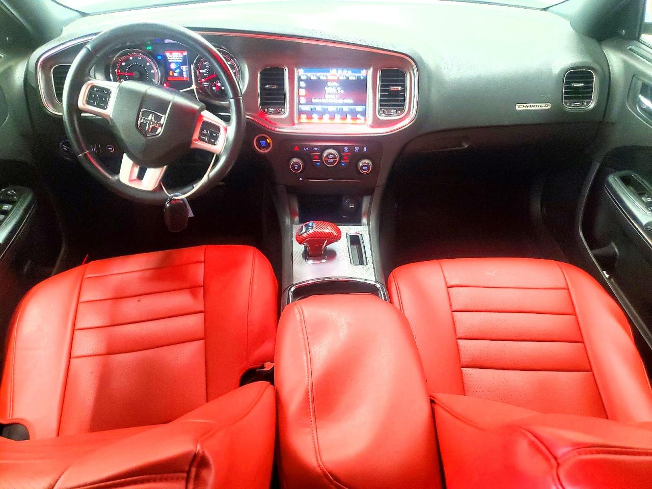 Dodge Charger Sxt