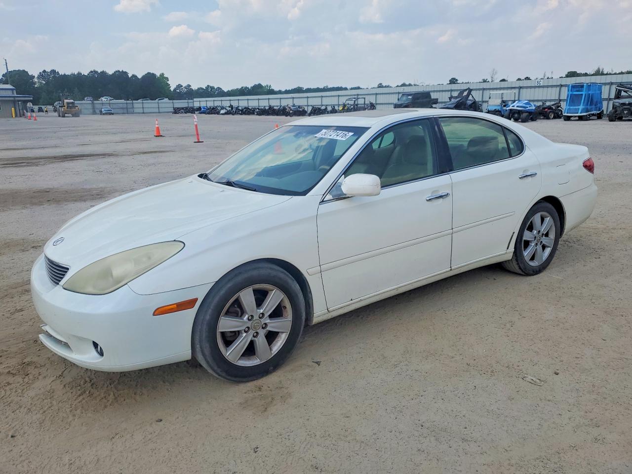 Salvage Lexus Es Image