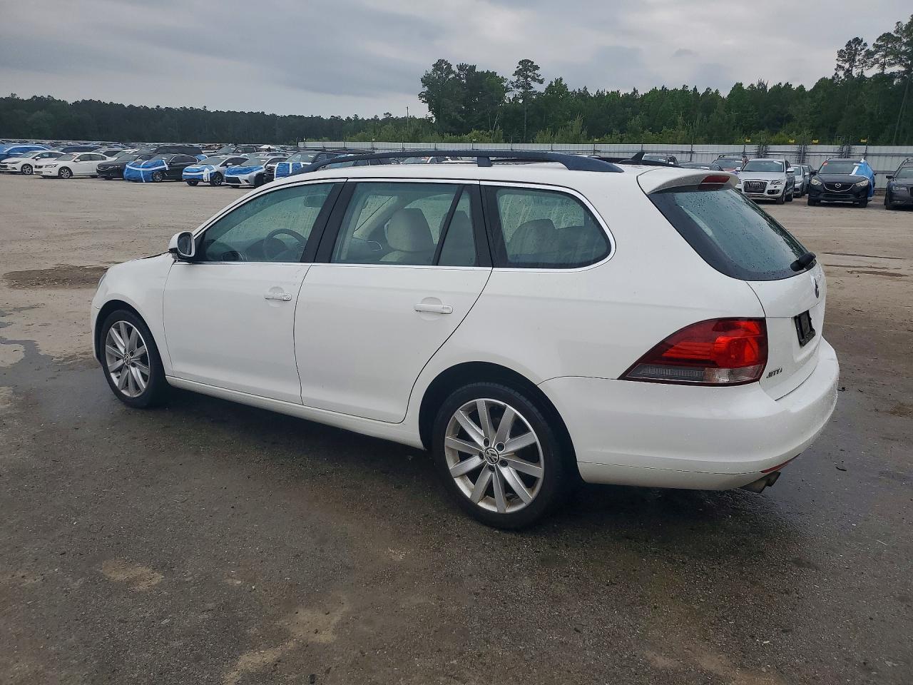 Volkswagen Jetta S