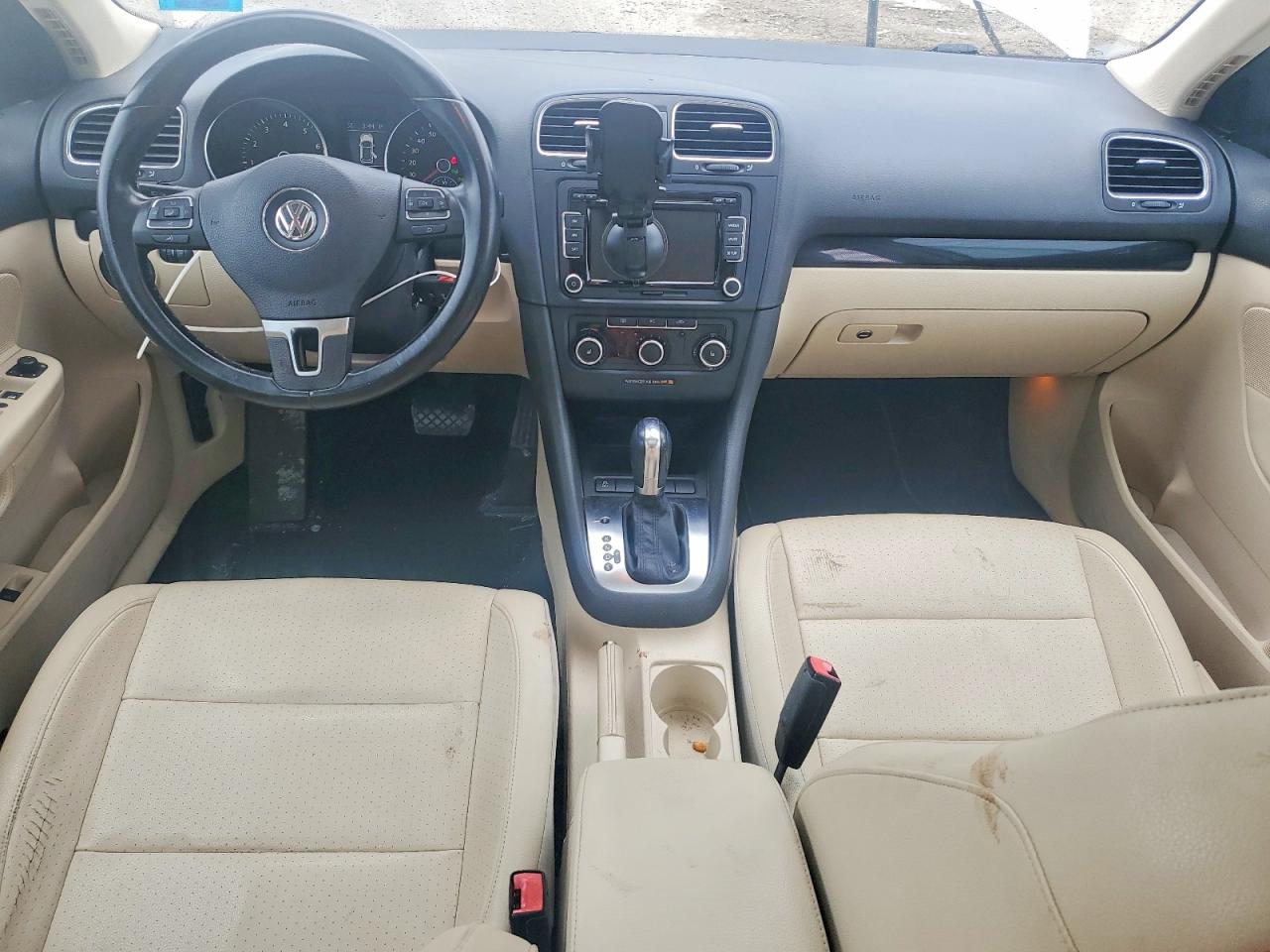Volkswagen Jetta S