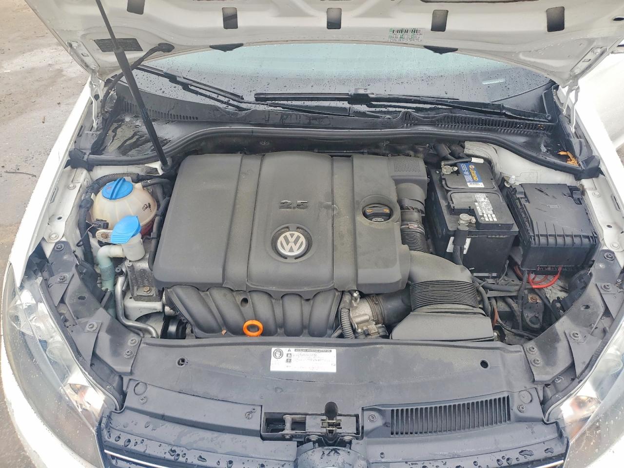 Volkswagen Jetta S