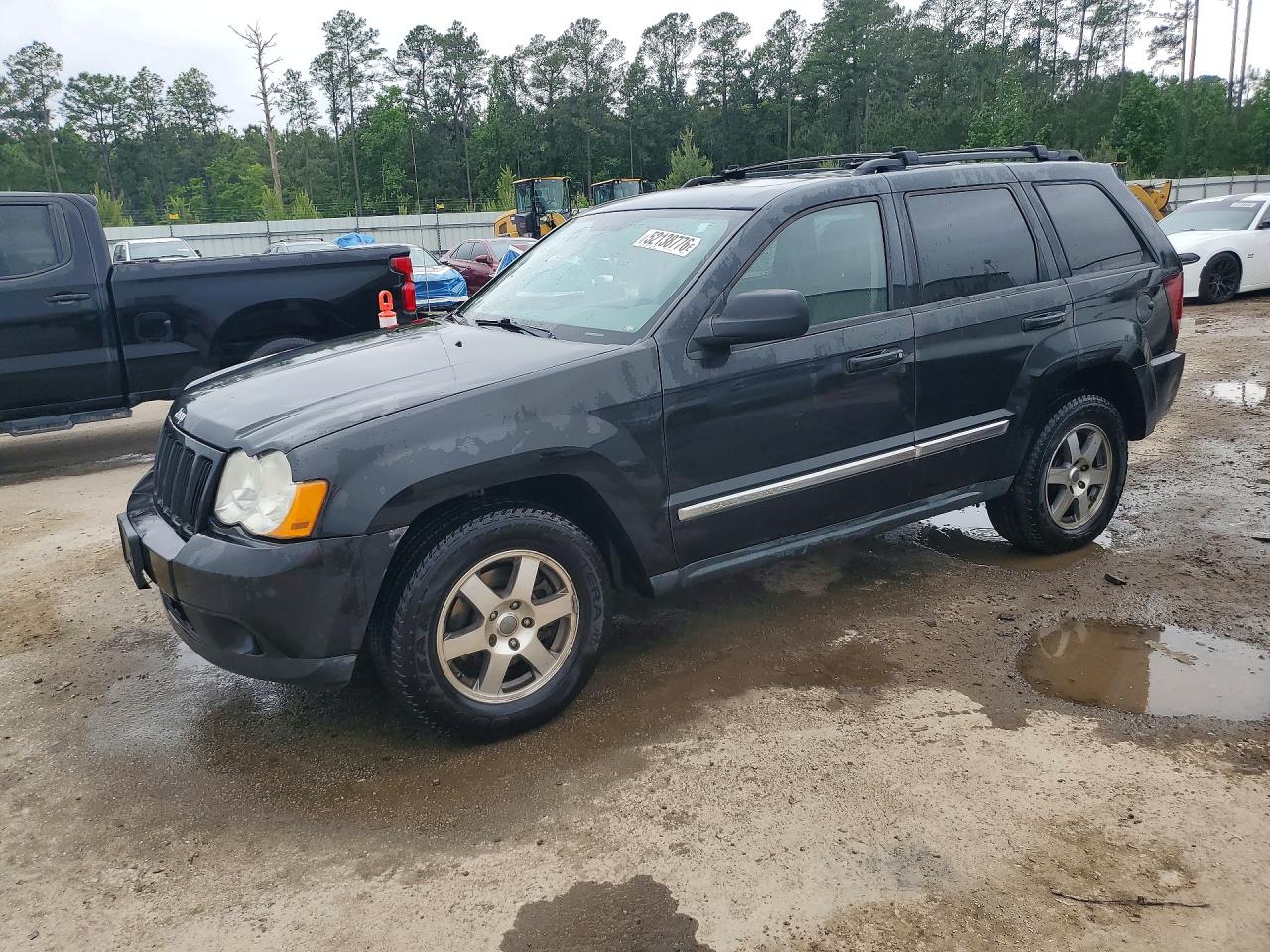 Salvage Jeep Grand Cherokee Image