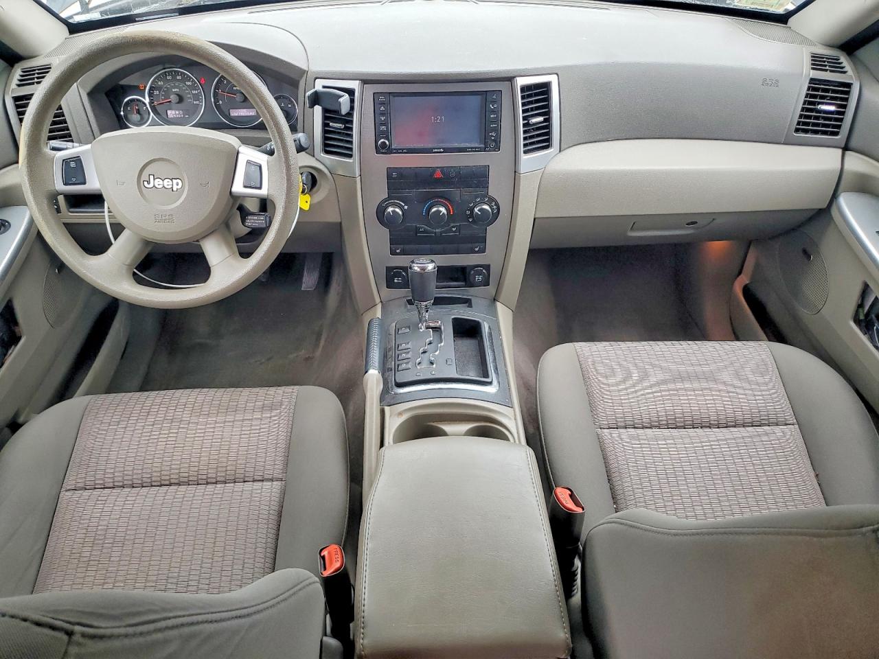 Jeep Grand Cherokee Laredo