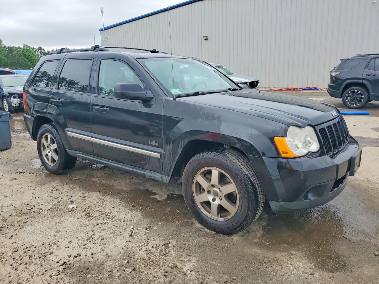 Jeep Grand Cherokee Laredo