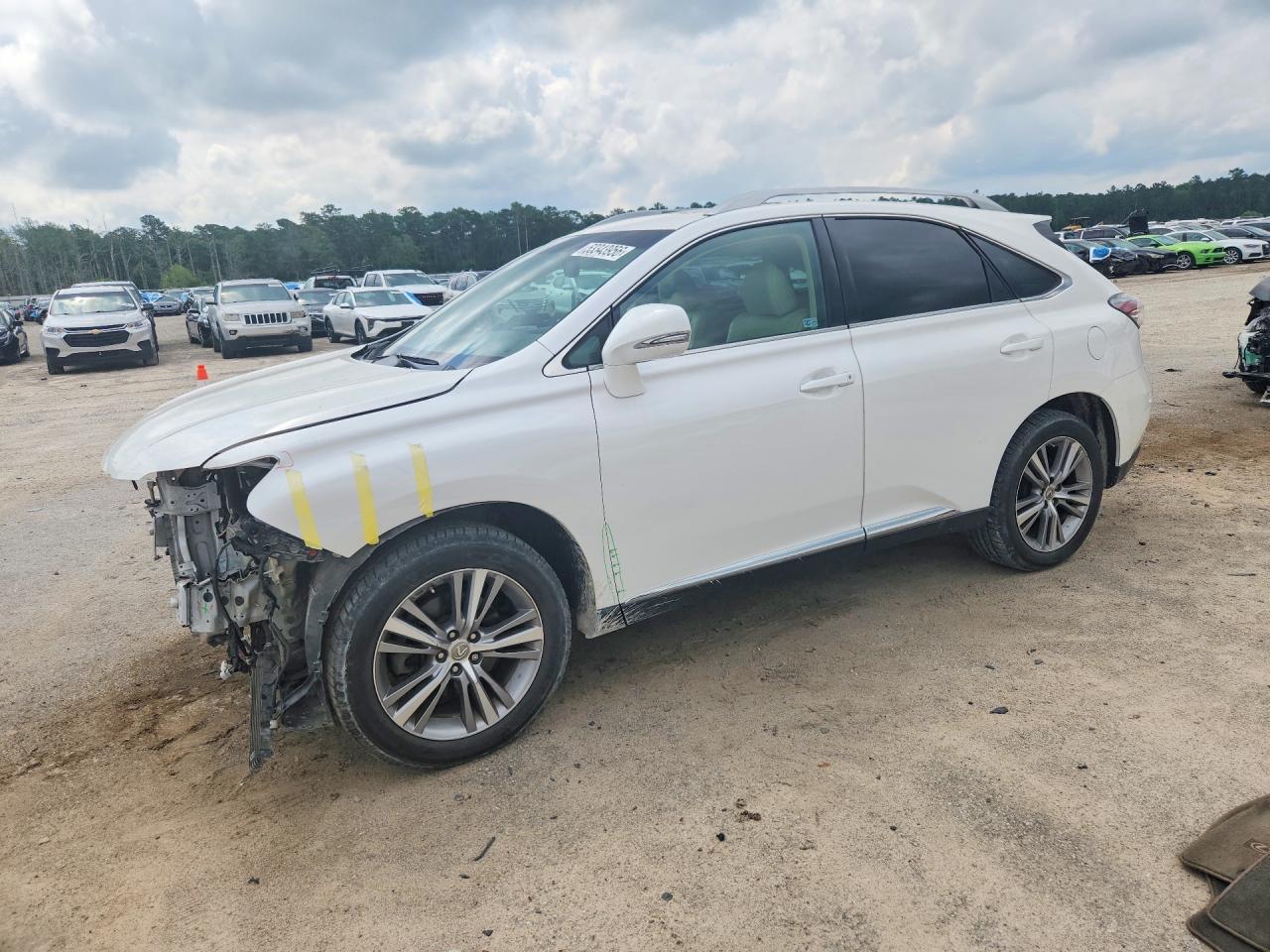 Salvage Lexus RX Image