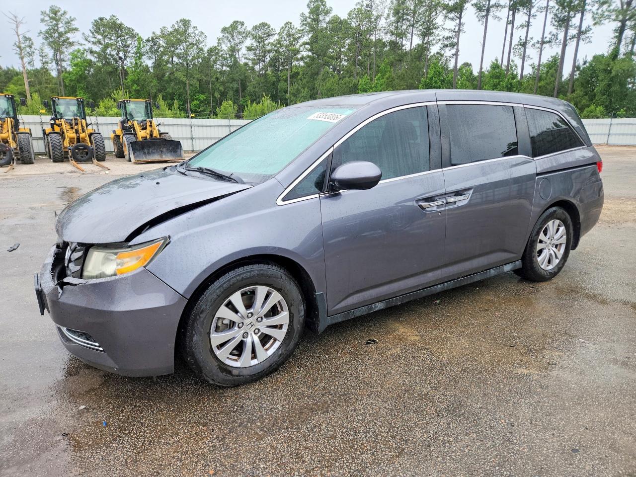 Salvage Honda Odyssey Image