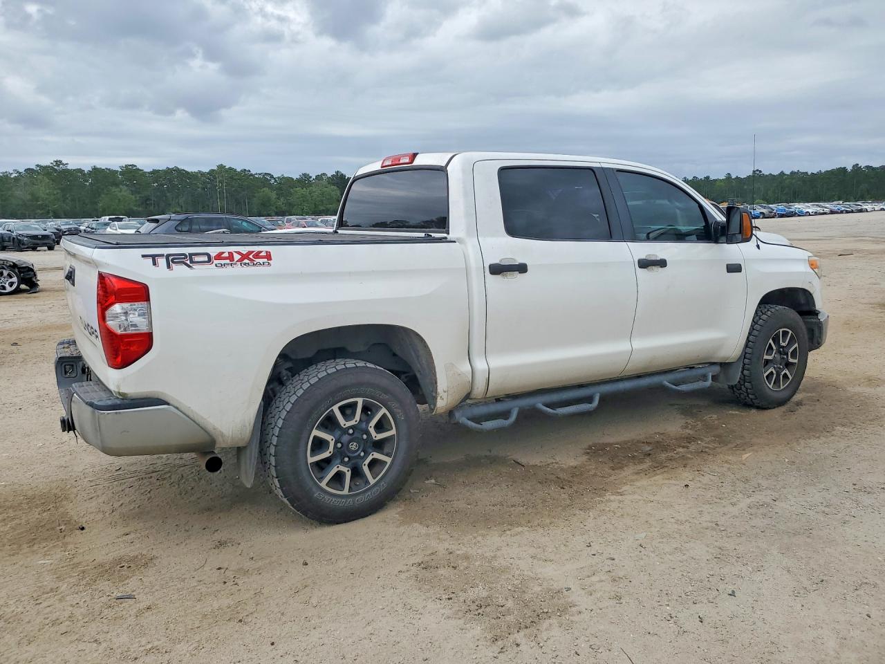 Toyota Tundra Sr5